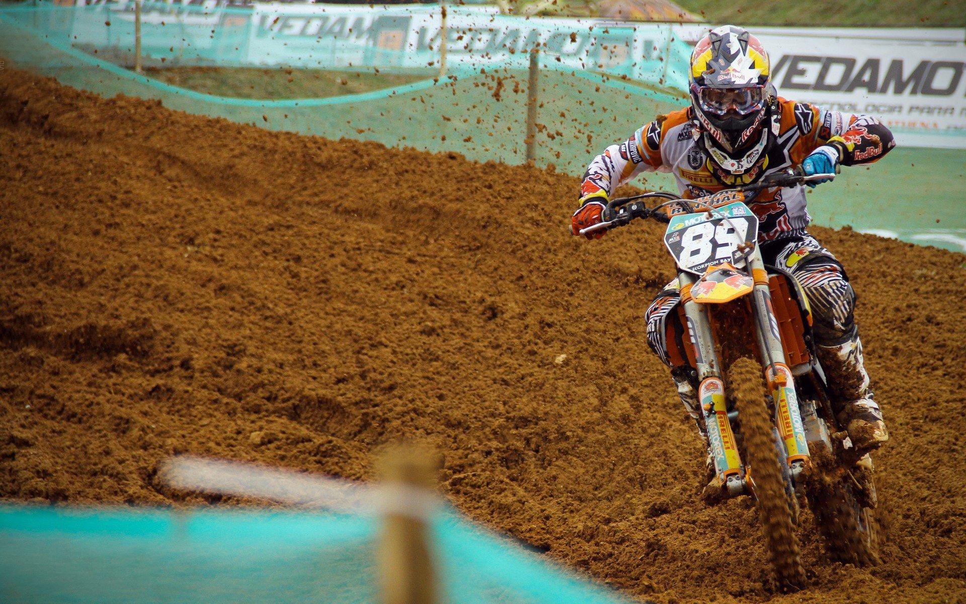 史诗级抢七大战!纳达尔鏖战五小时逆转晋级,温网再现经典对决